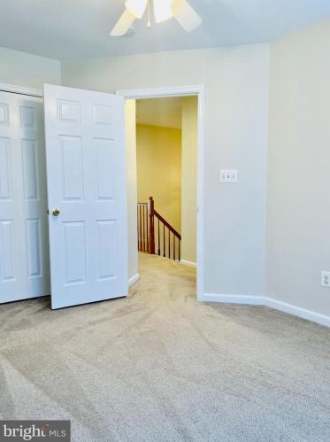 216 Cavalry Ct, Strasburg VA  22657-2186 exterior