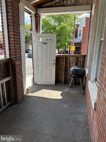 1600 4 St, Wilmington DE  19805-3546 exterior