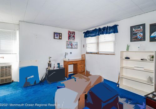 40 Irving Pl, Tinton Falls NJ  07724-1625 exterior