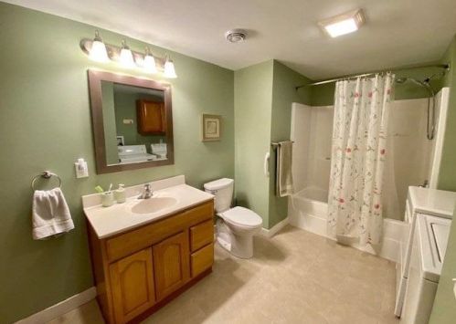 230 Church St, Dodgeville WI  53533-1208 exterior