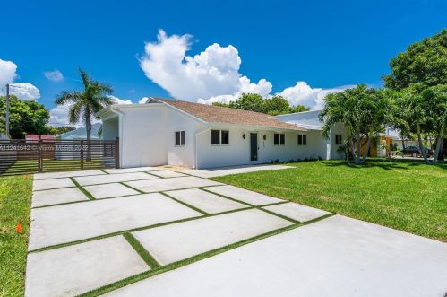 2210 3rd Ave, Delray Beach, FL 33444-4214