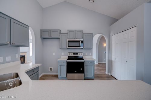 4501 106th Dr, Phoenix, AZ 85037-5119