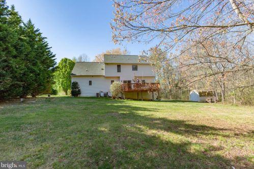 7201 Cattail Ct, Fredericksburg VA  22407-2503 exterior