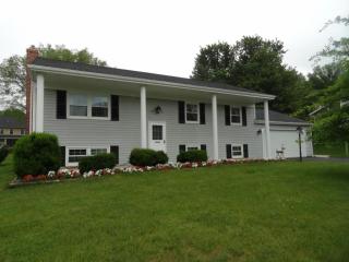 3755 Northside Dr, Landisville, PA 17538-1534