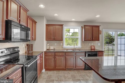 109 Landover Ct, West Enola PA  17025 exterior