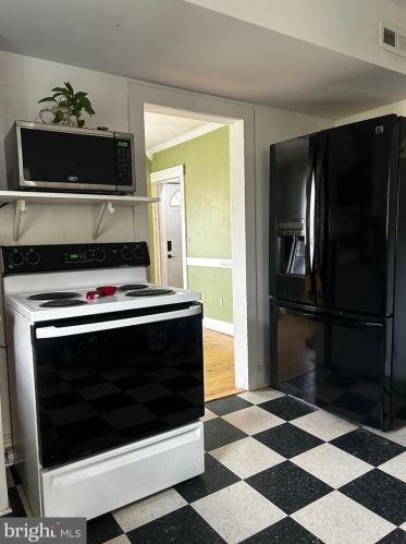 16310 Edwards Rd, Bowling Green VA  22427-2239 exterior