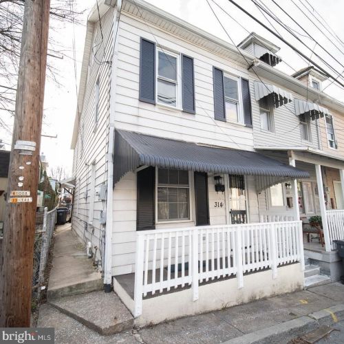 314 Bessemer St, Harrisburg, PA 17113-1803