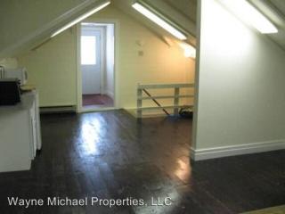 860 Broadway, Lexington KY  40504-2646 exterior