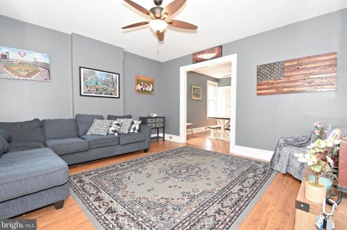 503 Cinnaminson Ave, Palmyra, NJ 08065-1610