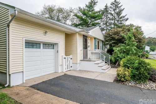 13 Van Buren Ave, Metuchen NJ  08840-1224 exterior