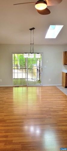 14 Riverwood Ct, Bybee VA  22963-3354 exterior