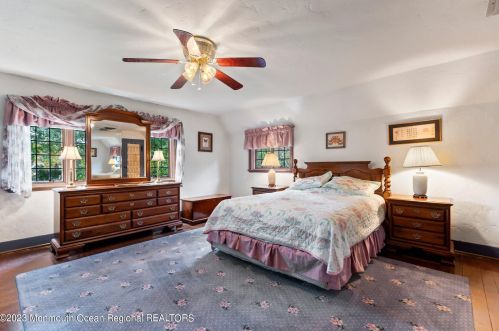 25 Schanck St, East Freehold NJ  07728-1844 exterior