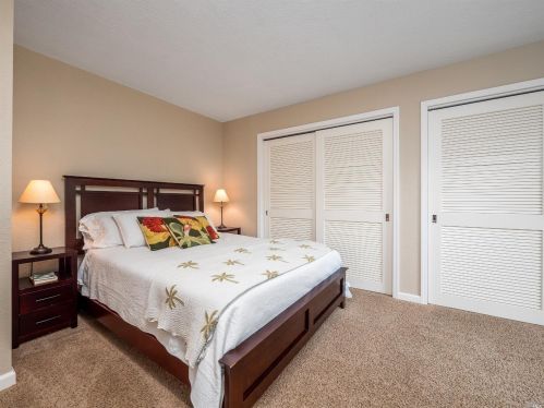 1029 Crest Dr, Santa Rosa CA  95404-2216 exterior