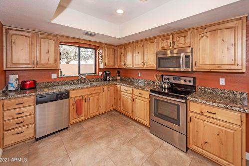 15603 Thistle Dr, Scottsdale AZ 85268-4348 exterior