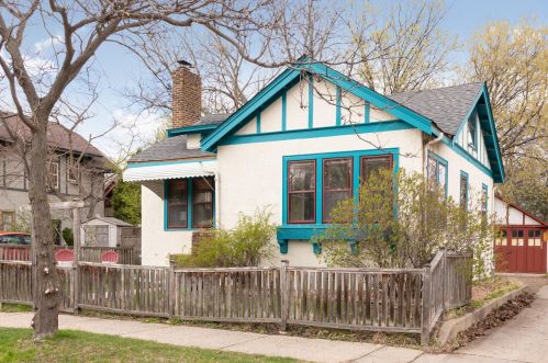 110 44th St, Minneapolis, MN 55409-1967