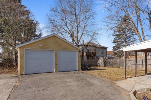 15 Sawyer St, Nashua NH  03060-3740 exterior