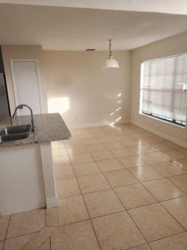 387 Blue Bayou Dr, Kissimmee FL  34743-6110 exterior