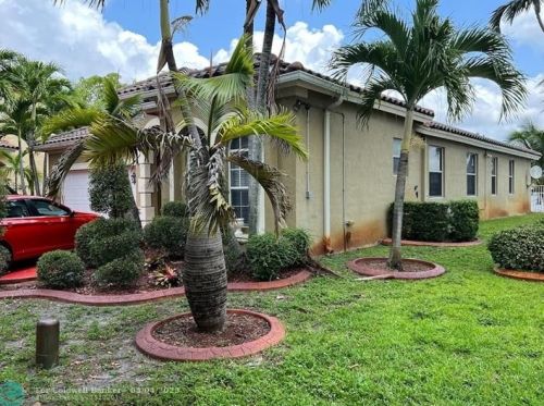 5173 137th Ave, Hollywood, FL 33027-5905