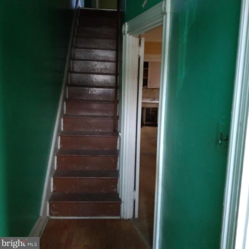 513 Strawberry St, Lancaster, PA 17602-4433