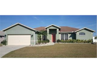 6550 Oakpoint Dr, Lakeland, FL 33813-5405