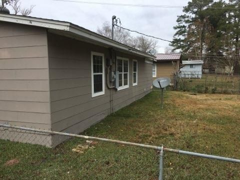 1025 Anderson Dr, Leesville, LA 71446-3702