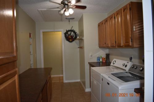 441 Fernshire Dr, Palm Harbor, FL 34683-6047