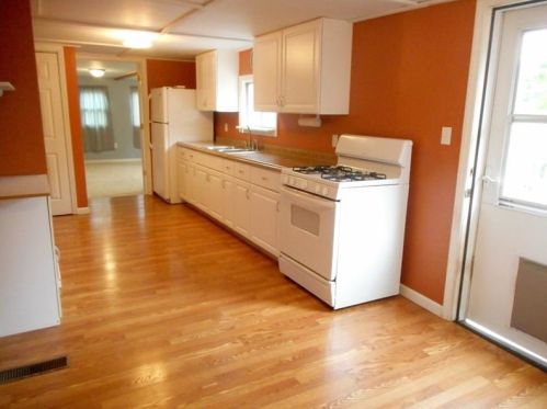 2161 Rankintown Rd, Finleyville, PA 15332-1214