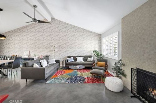1120 Louise Dr, Palm Springs CA  92262-3209 exterior