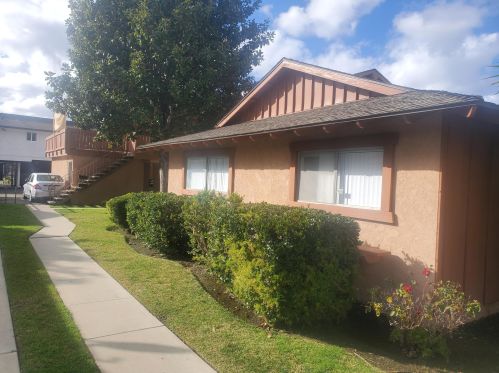 119 Delano St, Anaheim, CA 92804-1740
