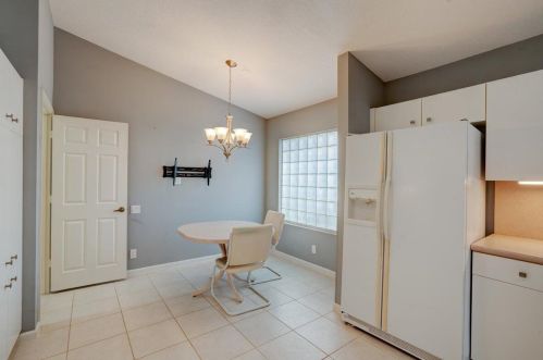 7038 Haviland Cir, Boynton Beach FL  33437-6472 exterior