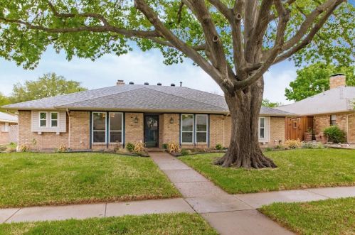 2209 Aspen St, Richardson TX  75082-3323 exterior