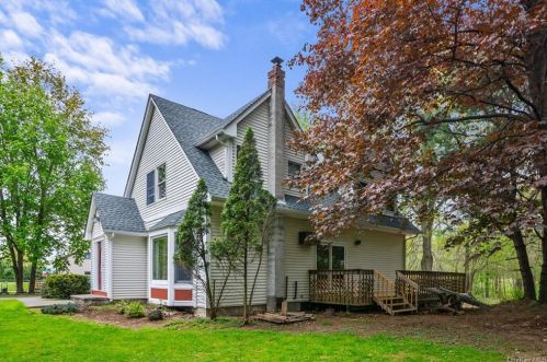 244 Ridgebury Rd, Slate Hill, NY 10973-4424