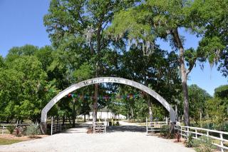 15050 Laguna Vista Dr, Needville, TX 77461-9690