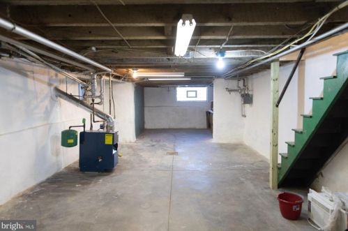 540 Chew Ave, Philadelphia PA 19120-2465 exterior