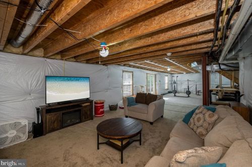 10325 Lees Crossing Ln, Fredericksburg VA  22408-0290 exterior