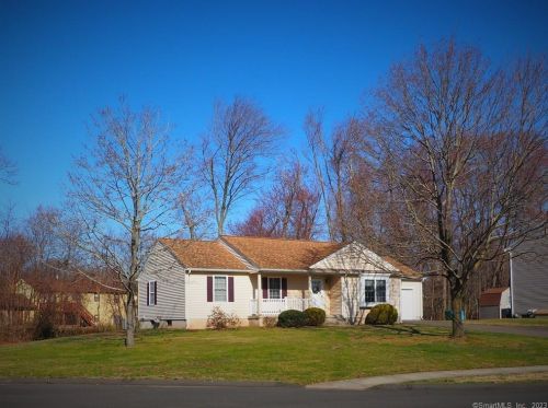9 Gaylord Rd, Windsor Locks, CT 06096-2814