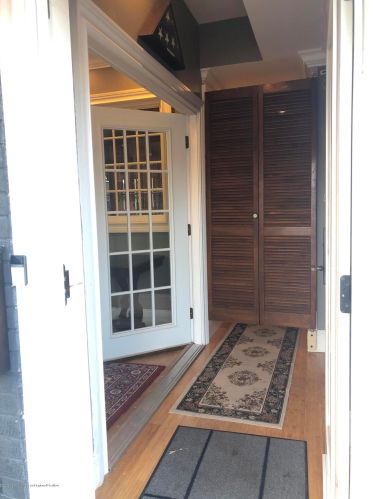 205 Bay Ave, Monmouth Hills, NJ 07732-1638