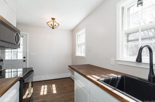 312 Spackenkill Rd, Poughkeepsie NY  12603-5318 exterior