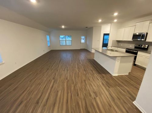 1301 Terrace View Dr, Georgetown TX  78628 exterior