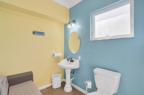 4402 12 Pl, Cape Coral FL  33904-5342 exterior