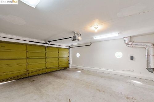 6730 Heartwood Dr, Oakland CA  94611-2337 exterior