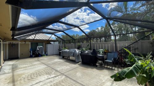5612 Eagle Lake Dr, West Palm Beach, FL 33418-1519