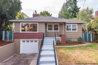 5324 Lincoln St, Portland, OR 97215-3936