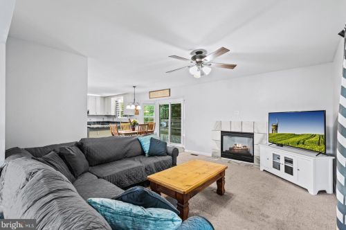 10100 Chatham Ct, Fredericksburg VA  22408-9566 exterior