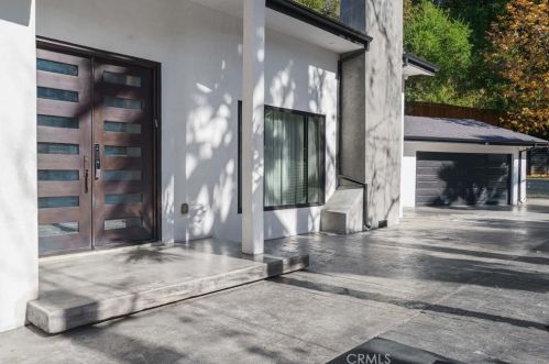 3411 Chevy Chase Dr, Glendale CA  91206-1418 exterior