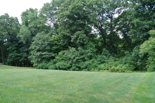 5560 Pine Valley Dr, Zanesville, OH 43701-6880
