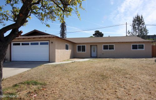 4044 Berrywood Dr, Santa Maria, CA 93455-3341