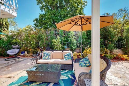 28608 Mount Shasta Dr, Palos Verdes Estates CA  90275-1926 exterior