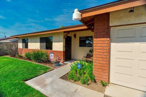 10075 Hedrick Ave, Riverside, CA 92503-2377