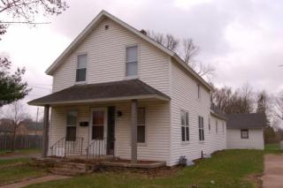 802 Fulton St, Waupaca WI  54981-1541 exterior